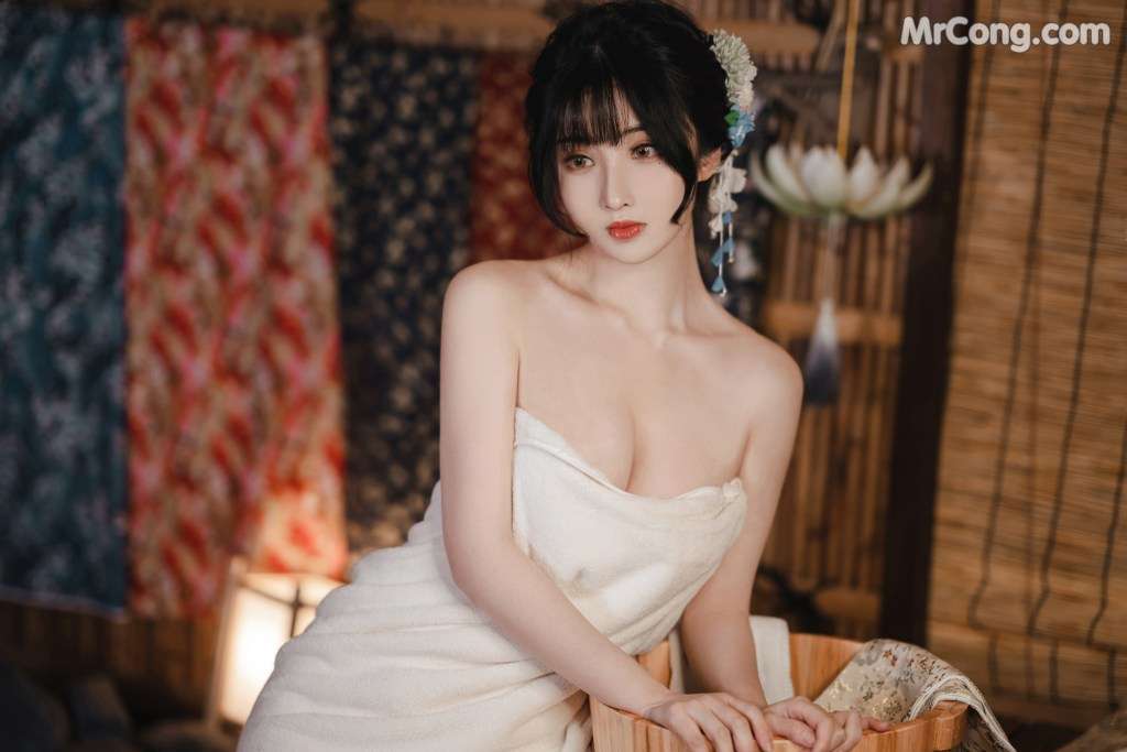 Coser@rioko凉凉子 Vol.081： 《年上の韵》温泉旅行 (31 photos )