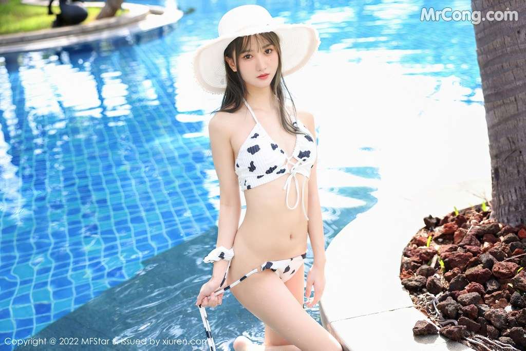 MFStar Vol.548： 小果冻儿jelly (51 photos)
