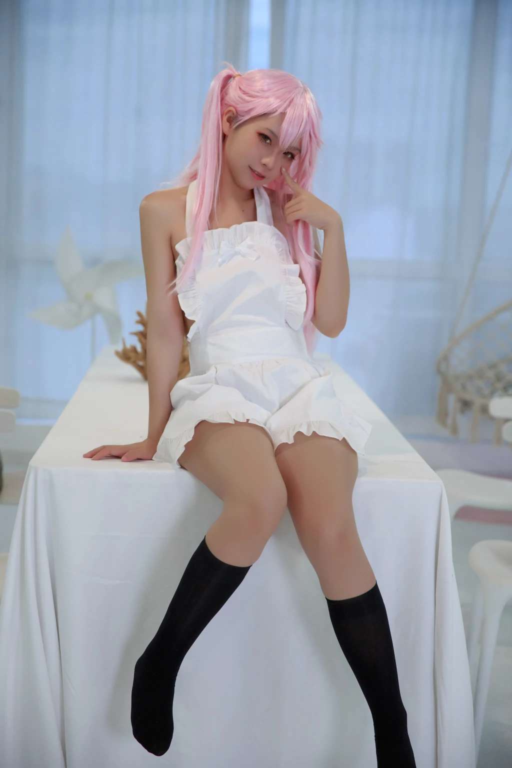 Coser@G44不会受伤 Vol.058： 小黑围裙 (20 photos)