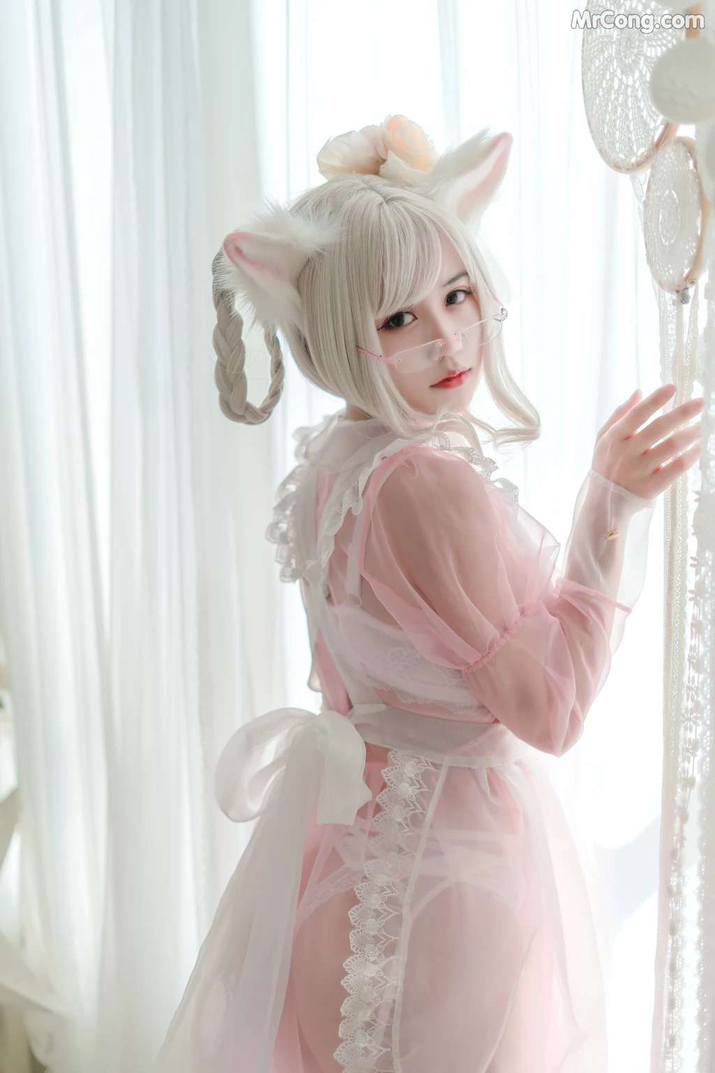Coser@小仓千代w No.007： 透明女仆粉色 (24 photos)