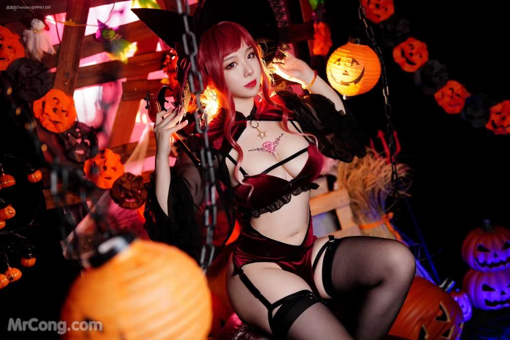 Coser@皮皮奶可可爱了啦： 万圣节女巫 (48 photos)