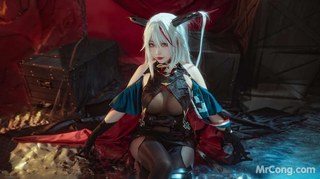 Coser@宫本桜： 埃吉尔 (20 photos)