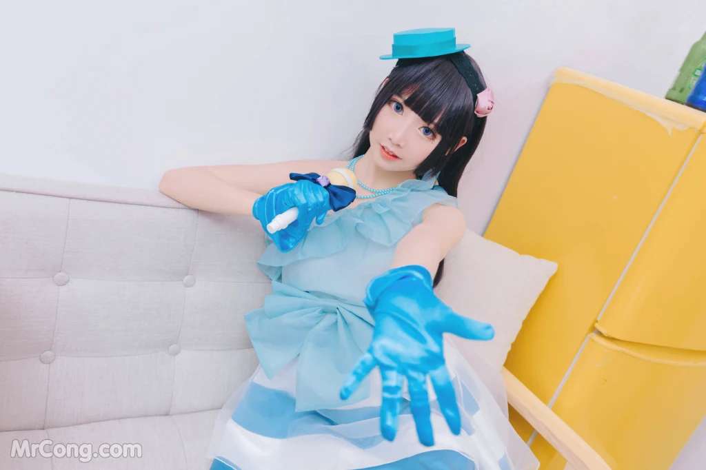 Coser@面饼仙儿 No.026： 黑猫打歌服 (12 photos)