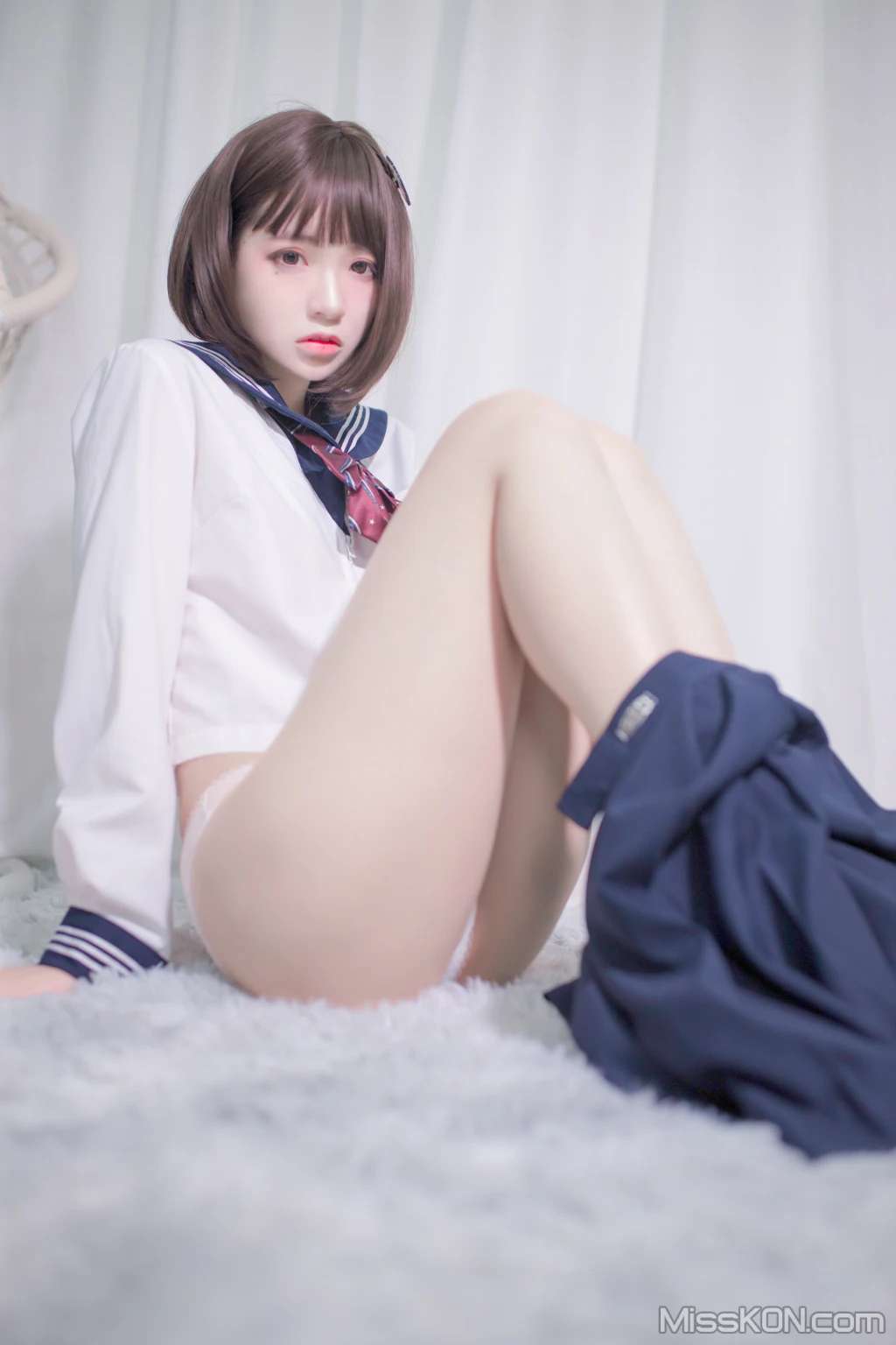 Coser@疯猫ss： 居家JK (40 photos)
