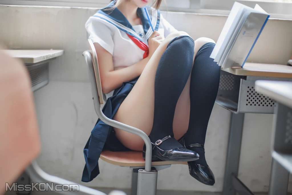 Coser@疯猫ss： 同桌的水手服 (41 photos)
