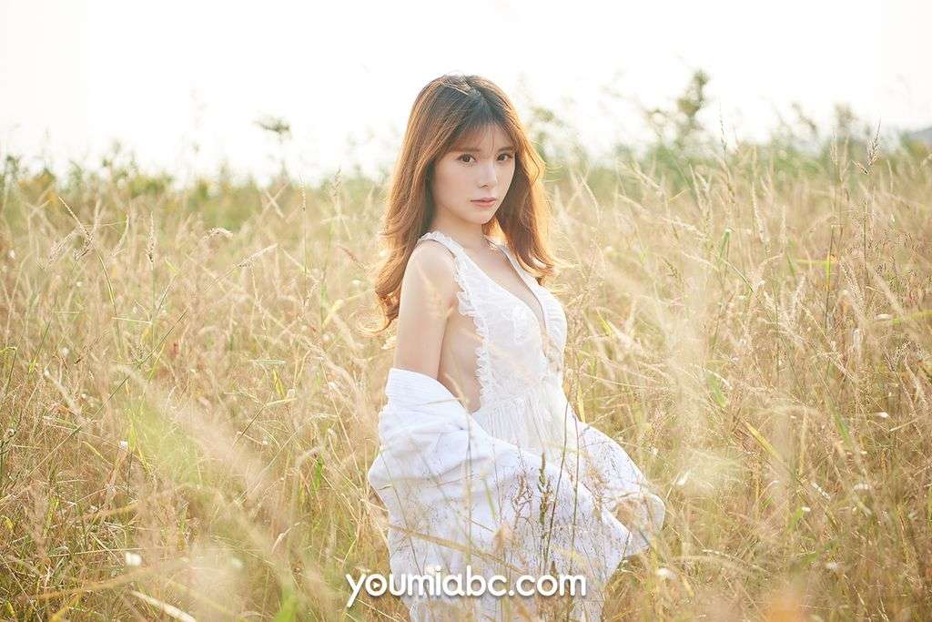 YouMi 尤 蜜 20200107： 小 语 (37 photos)