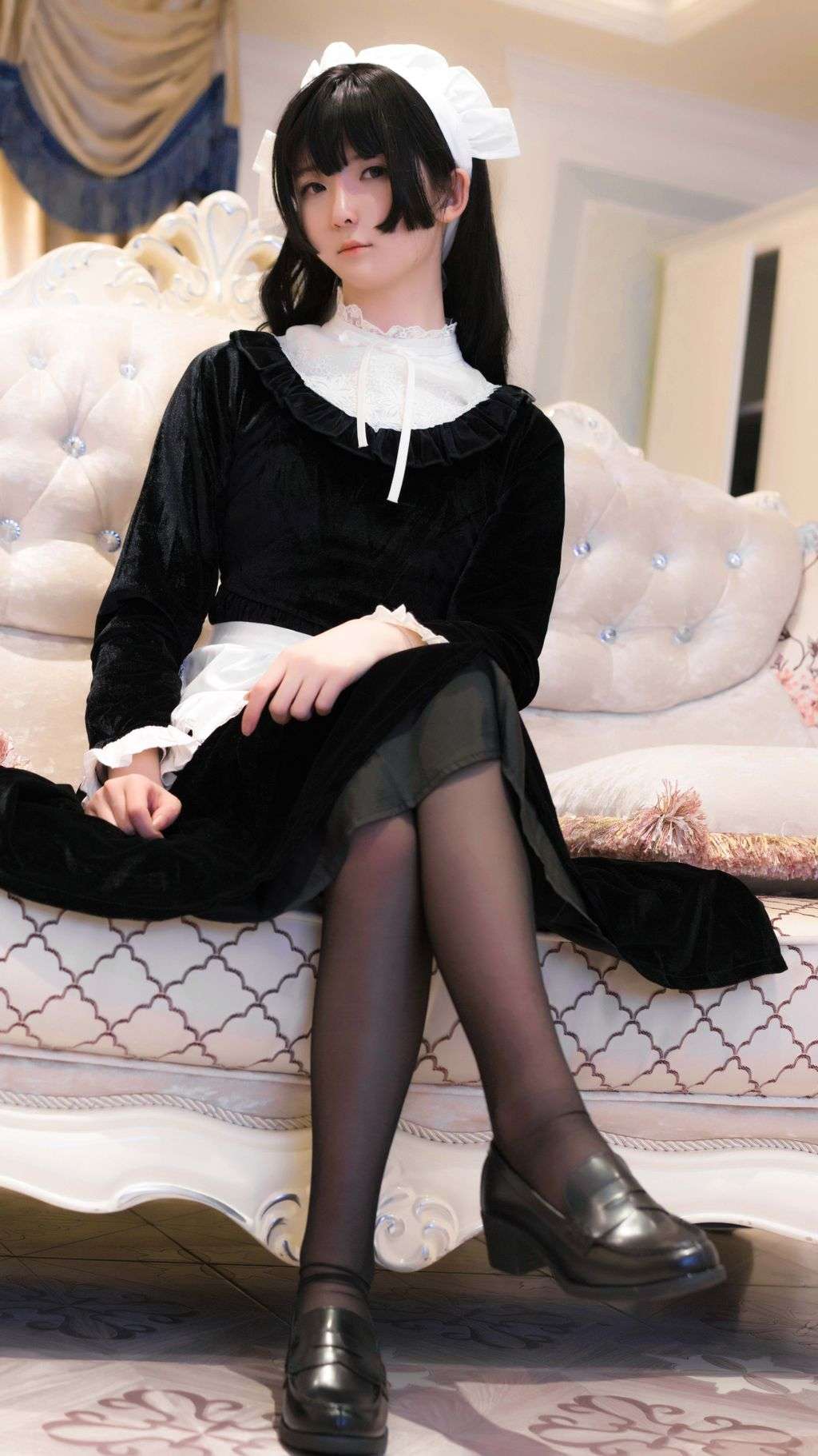 Coser @ 一 小 央 泽 (yixiaoyangze)： 束缚 (31 photos)