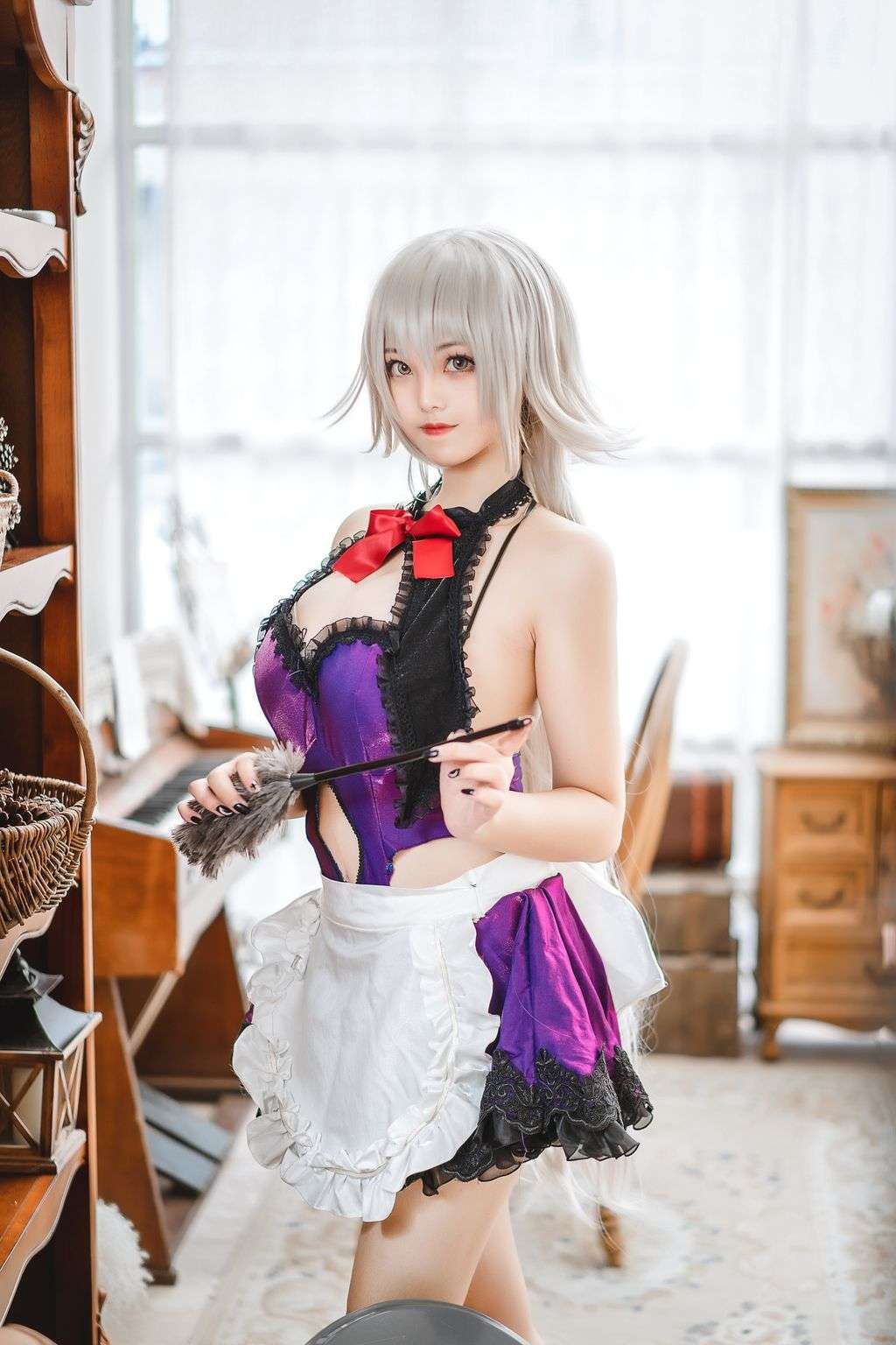 Coser @ 蜜汁 猫 裘 Vol.046： 贞德 女仆 (40 photos)