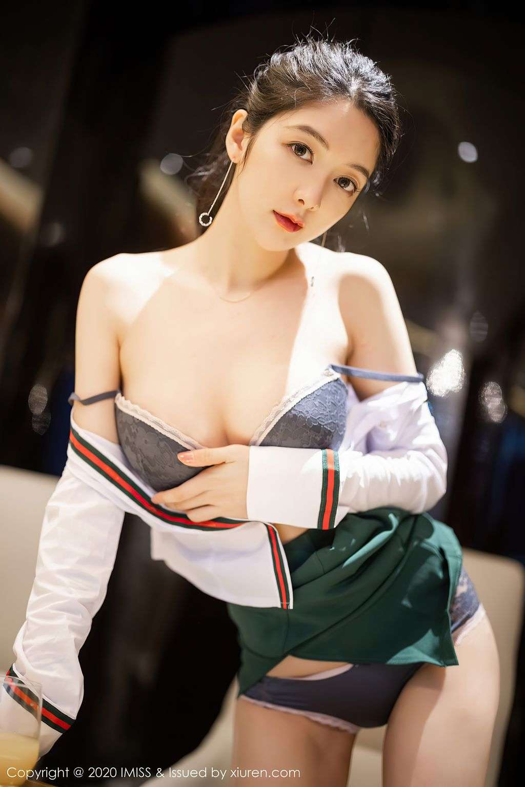 IMISS Vol.521： Xiao Reba (Angela 小 热 巴) (55 photos)