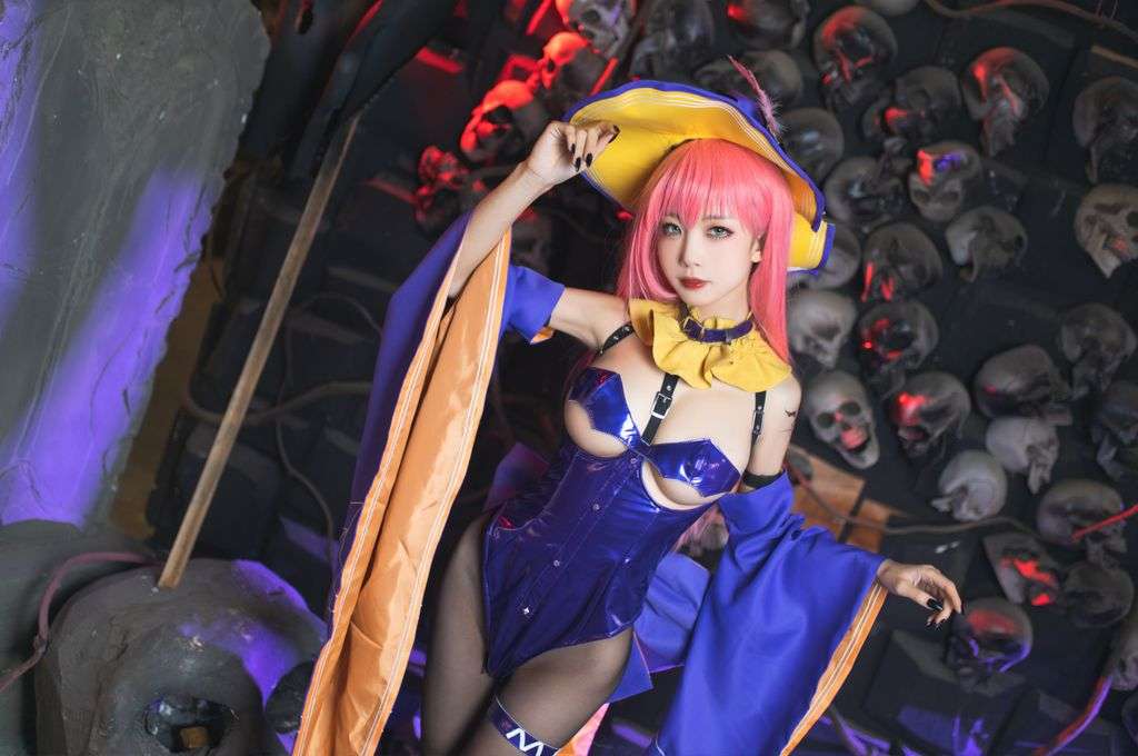 Coser @ 水 淼 Aqua Vol.043： 孟菲斯 (31 photos)