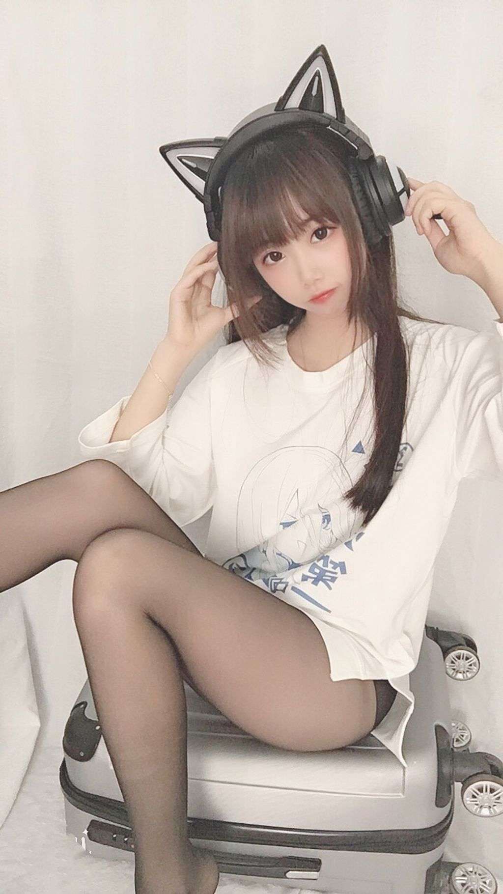 Coser@雪琪SAMA Vol.030： 干物妹 (37 photos )