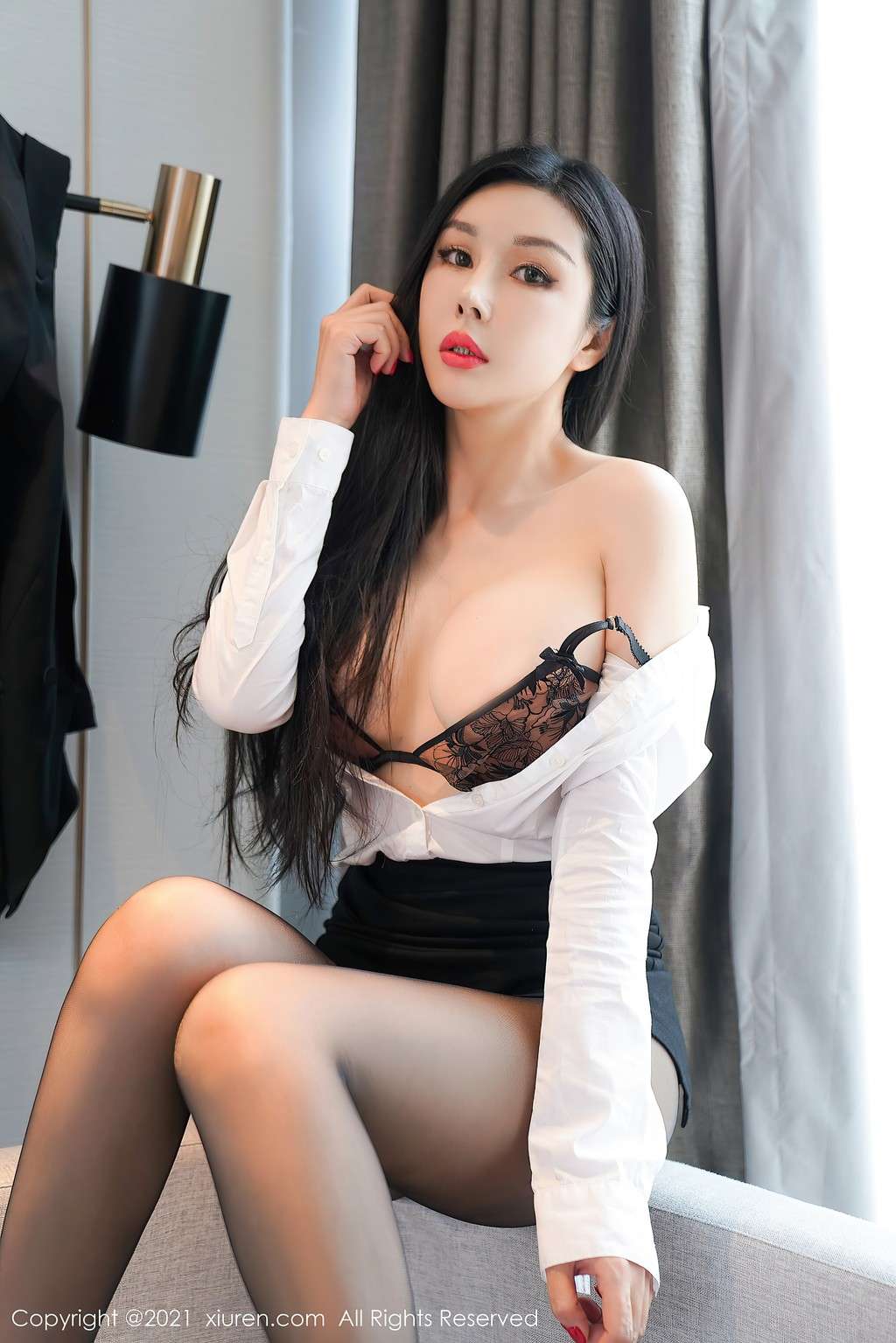 XIUREN No.3672： Tian Bing Bing (田冰冰) (67 photos)