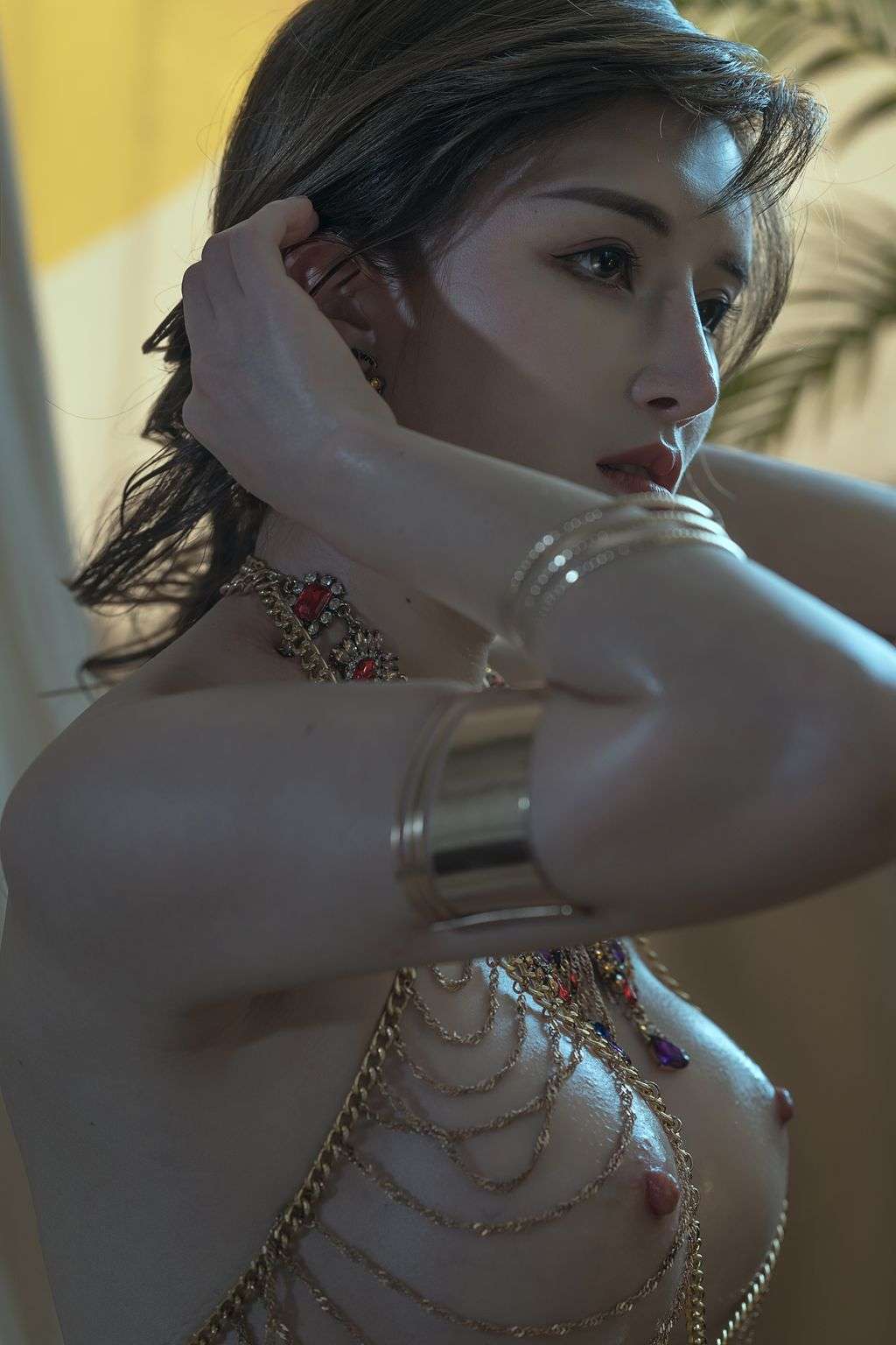 Coser@鹿八岁： 异域少女 (43 photos)