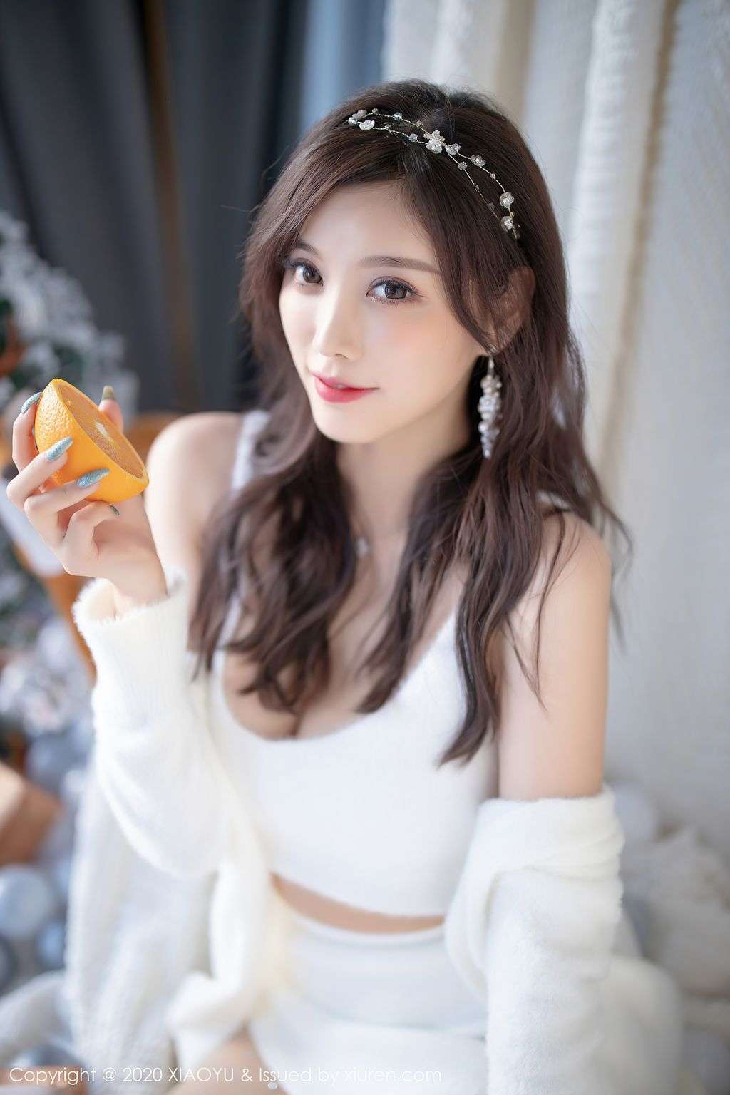 XiaoYu Vol.437： Yang Chen Chen (杨晨晨 sugar) (75 photos)