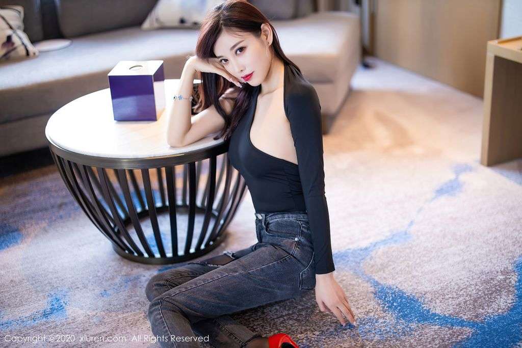 XIUREN No.2841： Yang Chen Chen (杨晨晨 sugar) (78 photos)