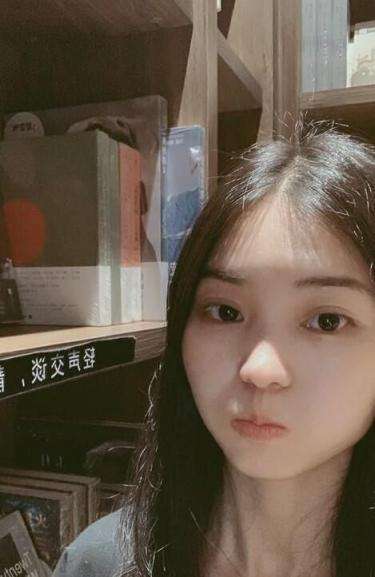 保存多年的前女友他人妻 The exgirlfriend I kept for many years is another wife