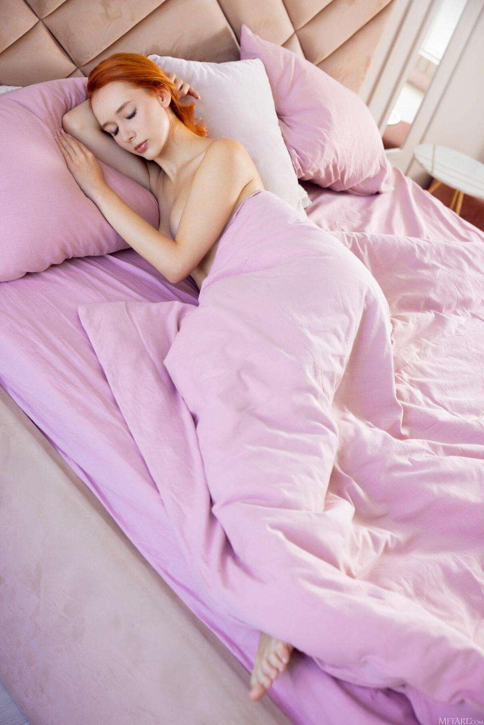 LilaRouge在清晨的温柔乡 Lila Rouge in the gentle land of early morning