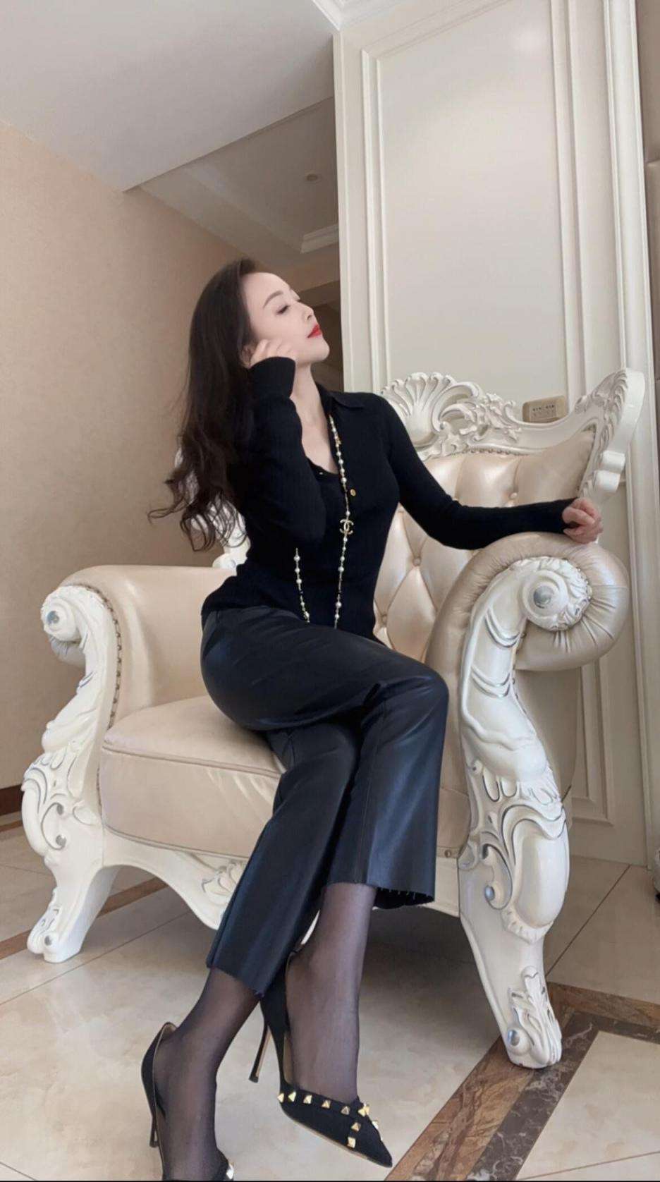 前女友上海滩旧梦重温 Ex girlfriend Shanghai Beach Dream Revisiting