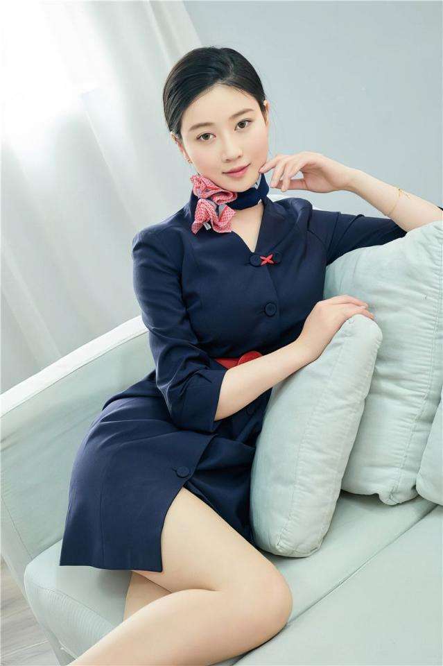 空姐年年都市夜色 The night of the city every year