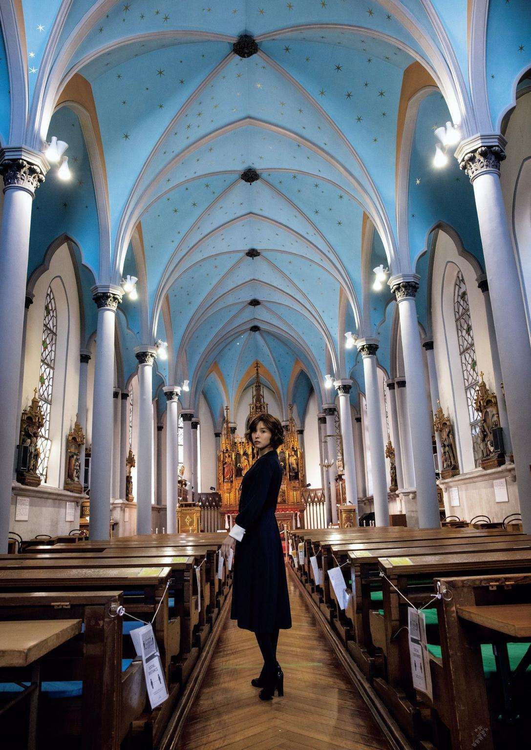 圣母教堂午后孤独寂寞 Our Lady's Church is lonely in the afternoon