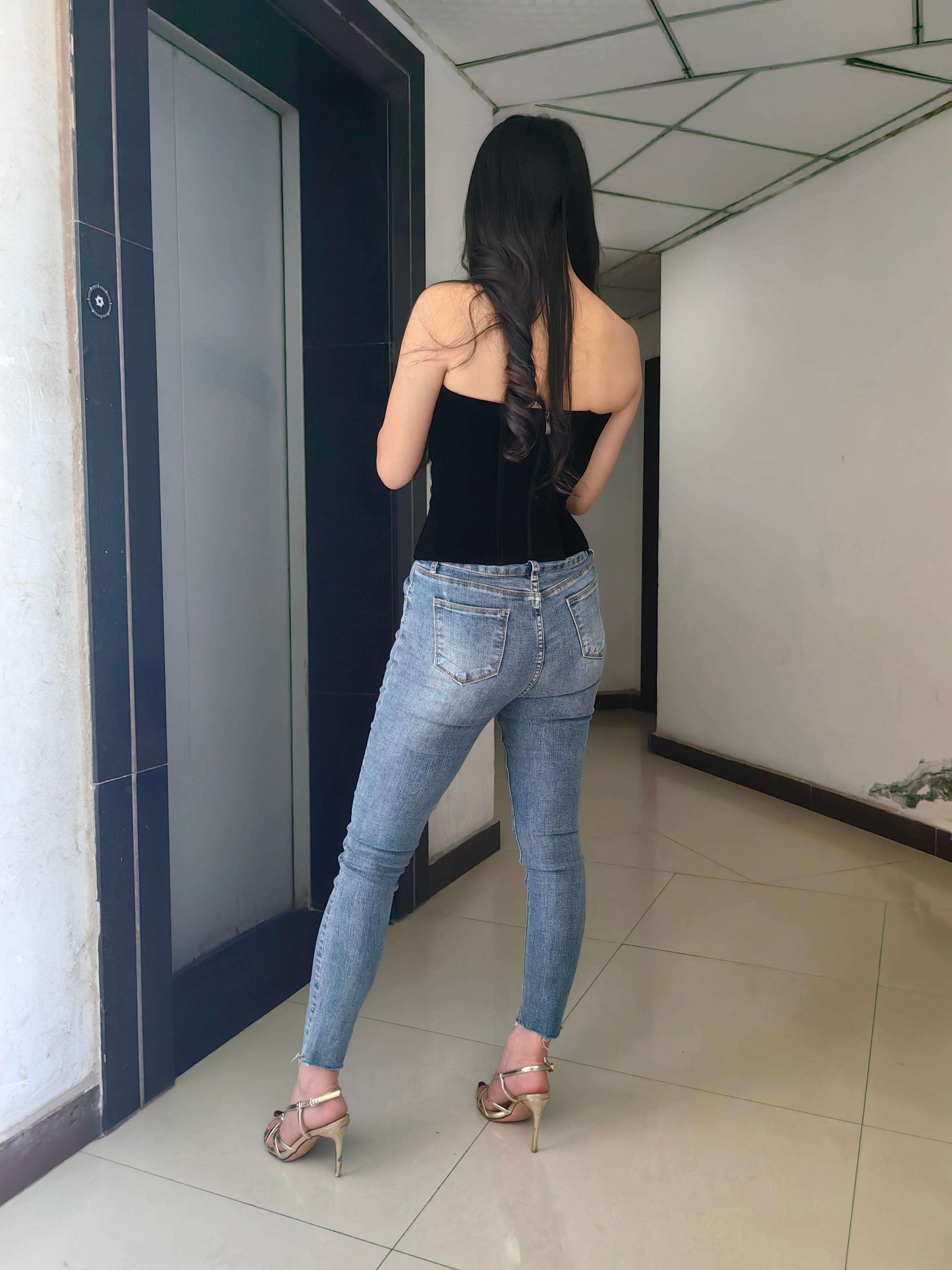 都市丽人的优雅瞬间 The elegant moments of urban beauty