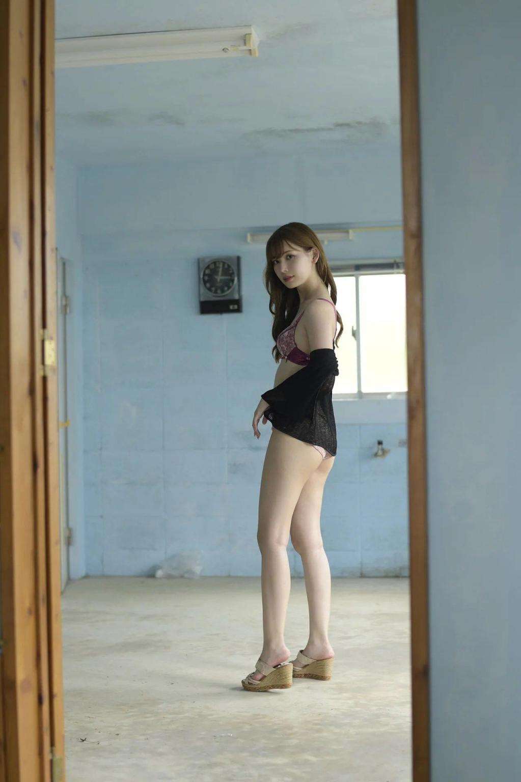 少女的秘密时光 The girl's secret time