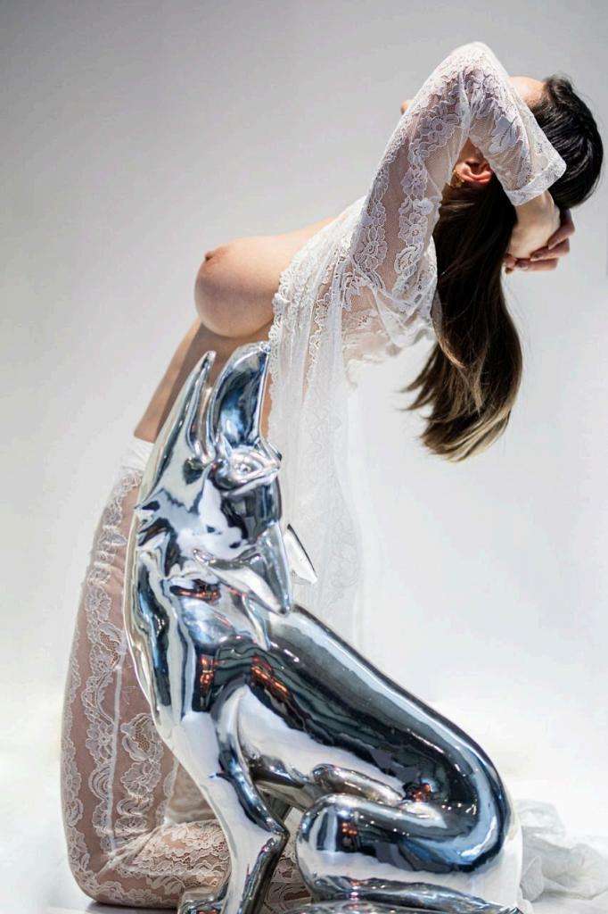 好乳知时节 Good breasts know the season