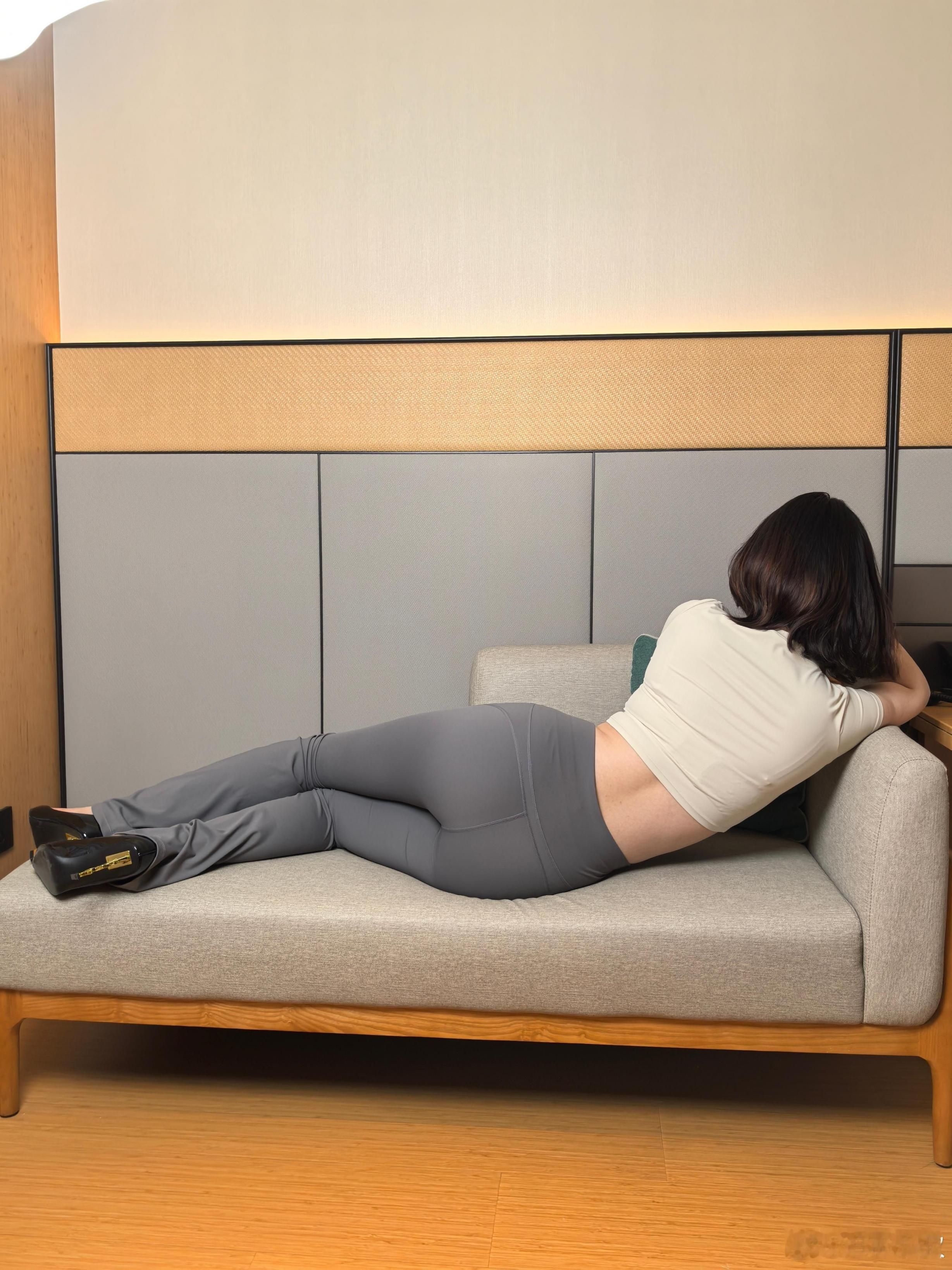 都市丽人午后休闲时光 Urban beauty afternoon leisure time