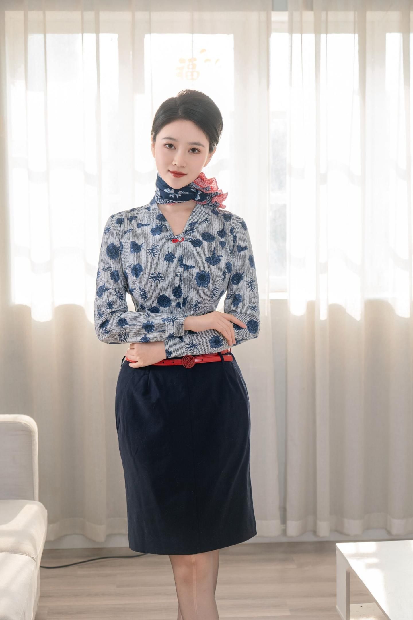 空姐制服诱惑：令人心动的职业装写真 Stewardess uniform tem