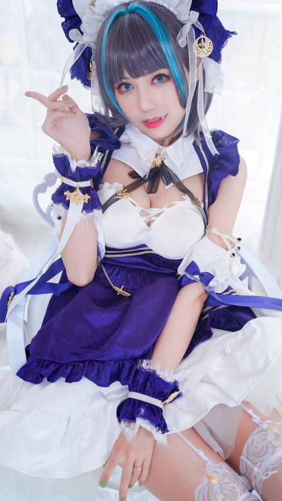 Cosplay女仆装：制服诱惑，清纯与性感的完美结合