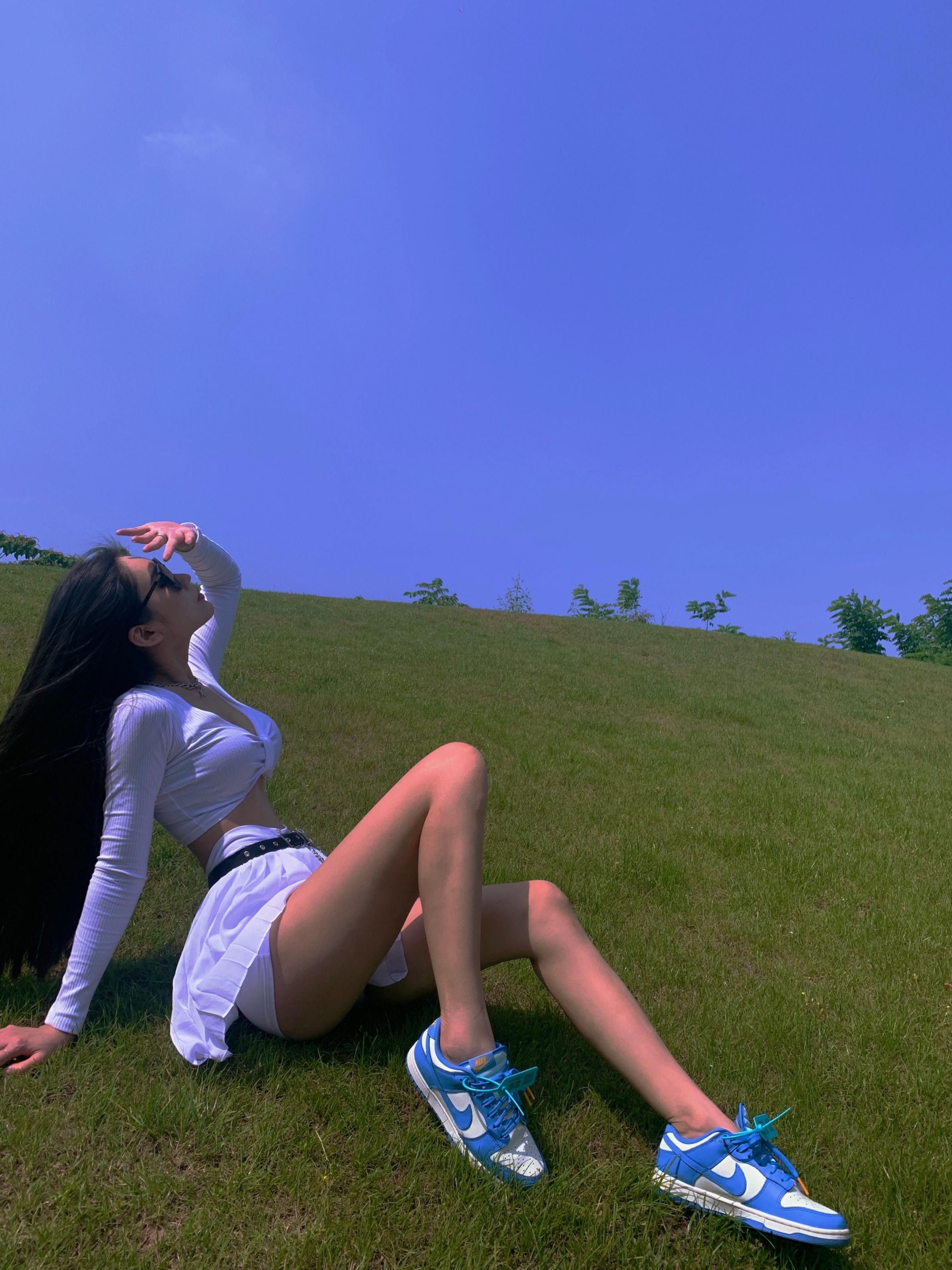 陈佩奇美丽大方性感写真 Beautiful and generous sexy