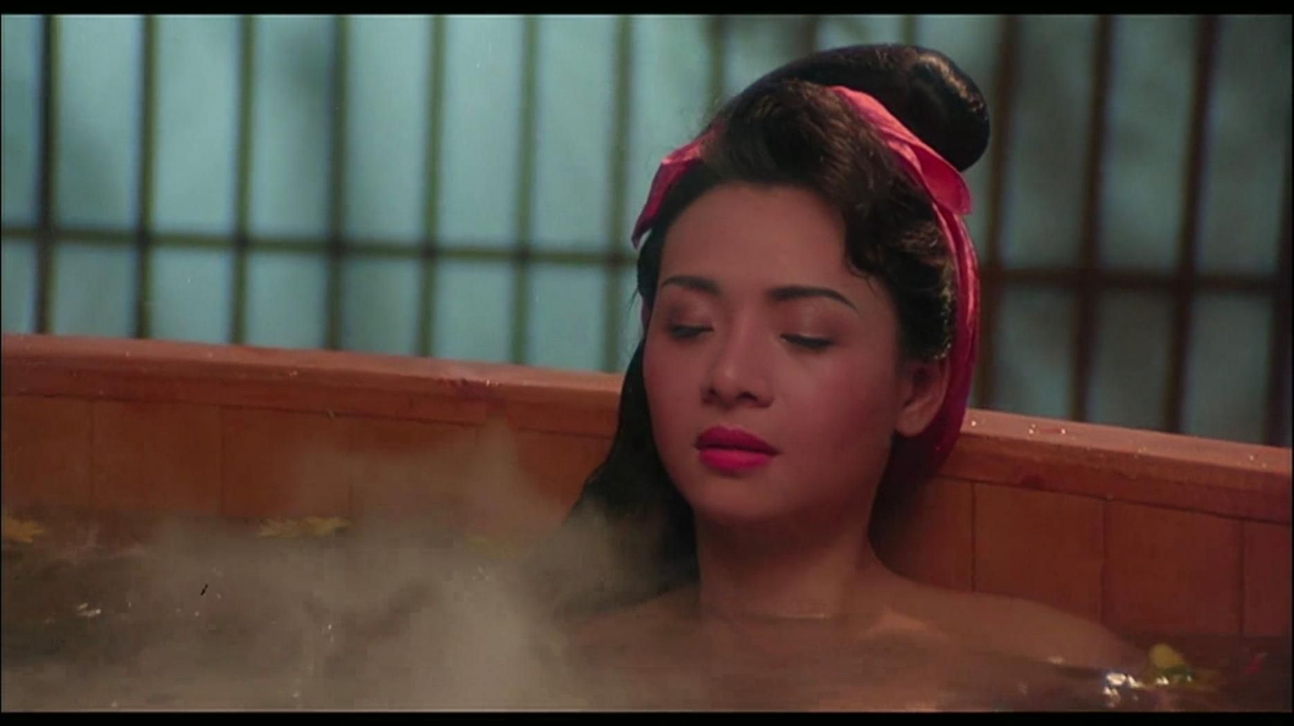 香港三级片里的大胸 Big boobs in Hong Kong thirdle