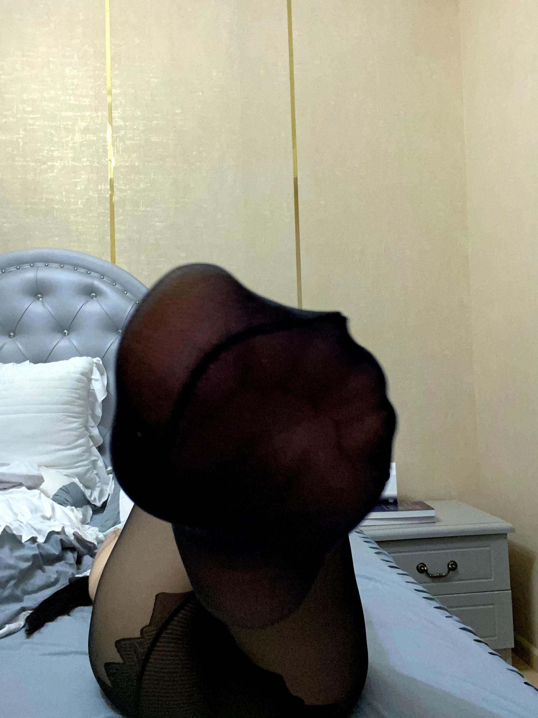 北京小王同学私房照：黑色蕾丝丝袜诱惑，极致魅惑 Private photo of