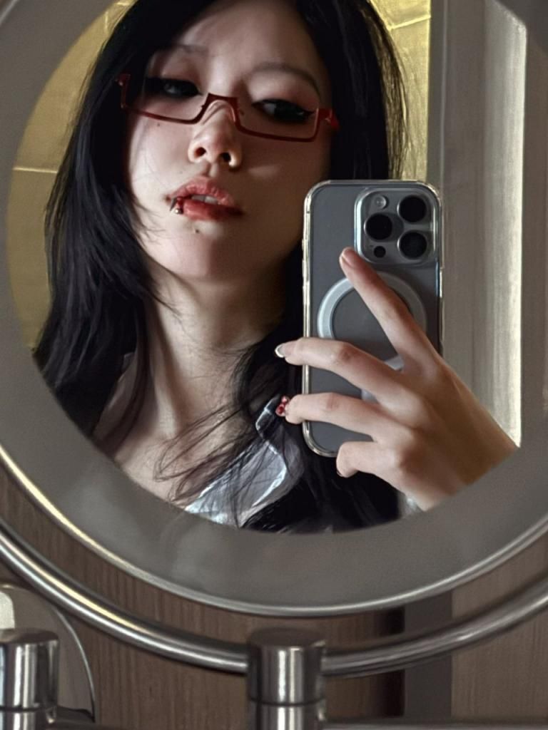 御姐私房照：镜中魅影，暗夜诱惑，成熟女人私密写真，极品尤物写真集 Private