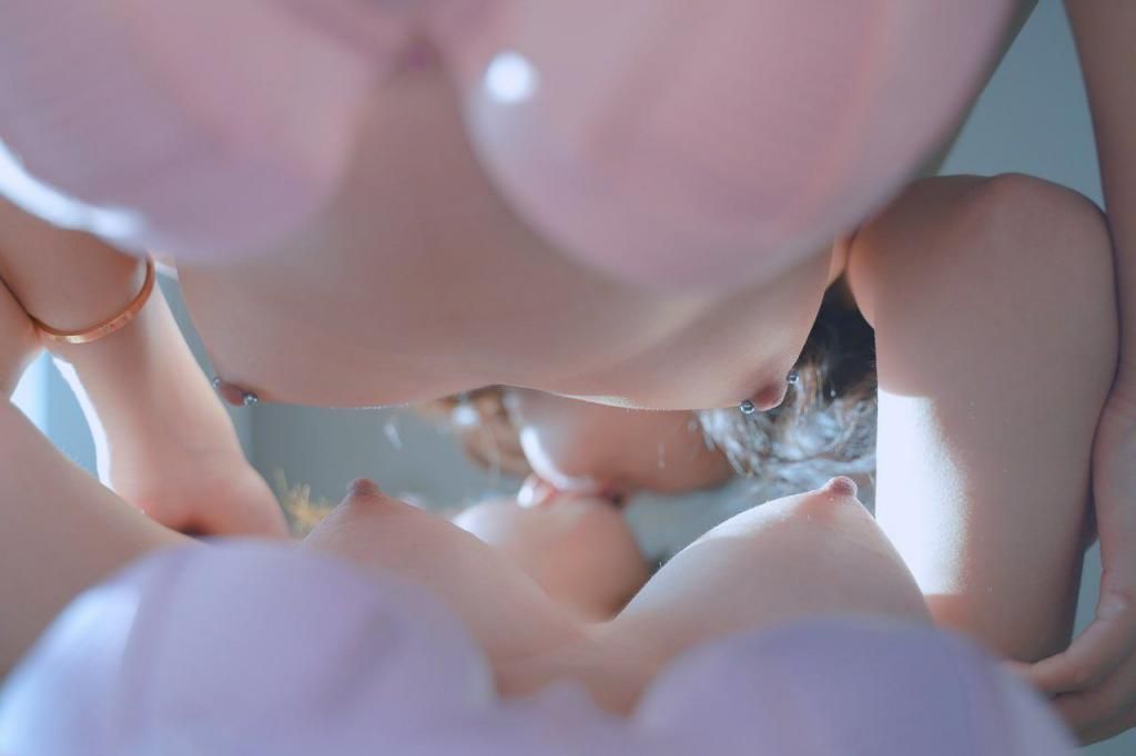 光洁水润&middot;白虎双姝 Smooth and moist white tiger t