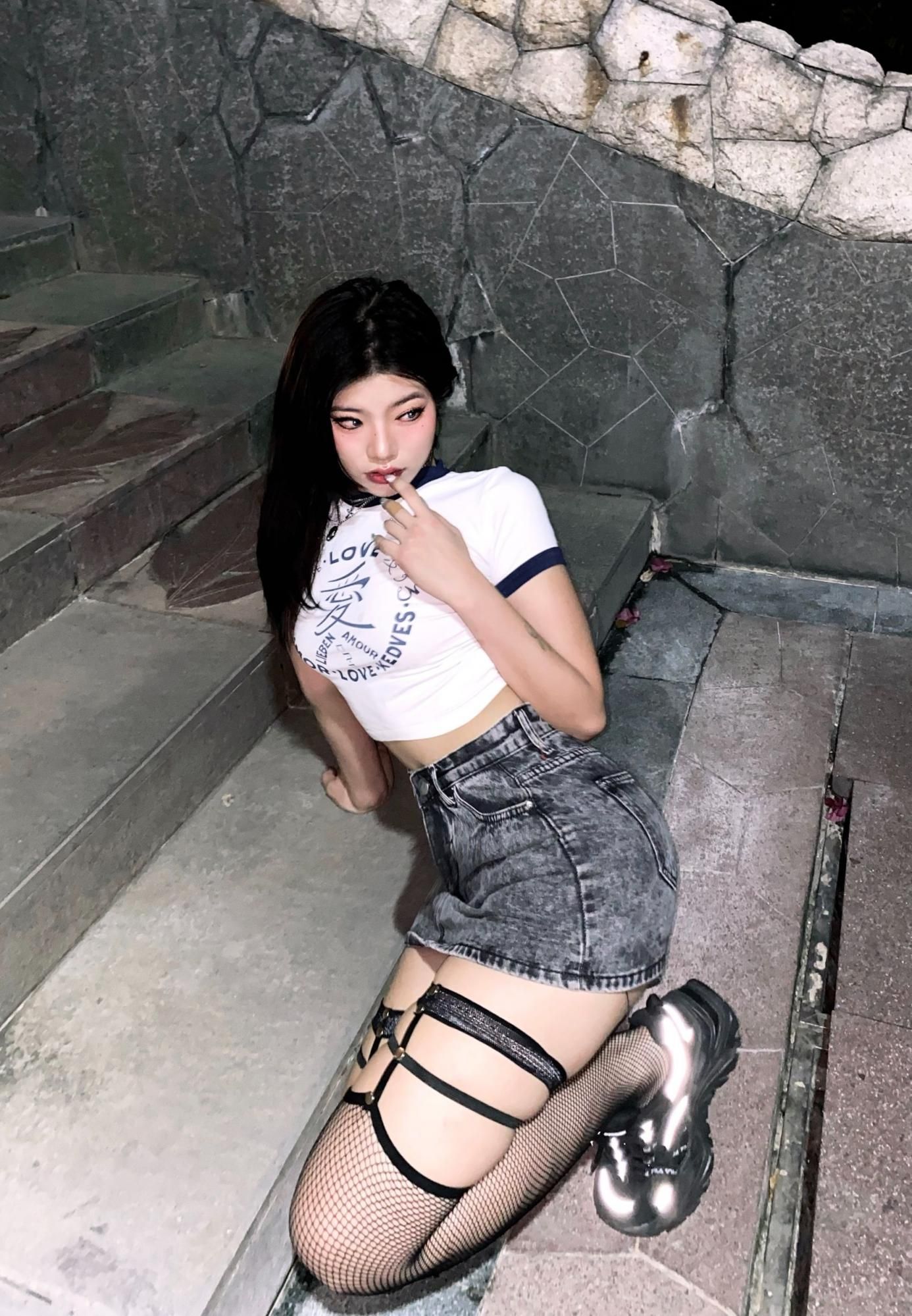 美女同学媚态极致 Beautiful classmate is extreme