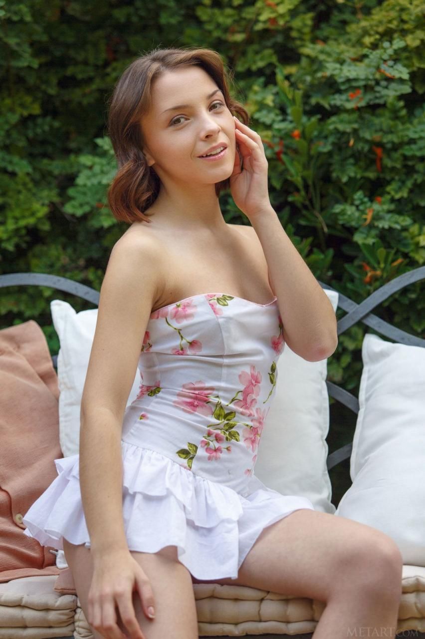 Una Piccola Una Piccola