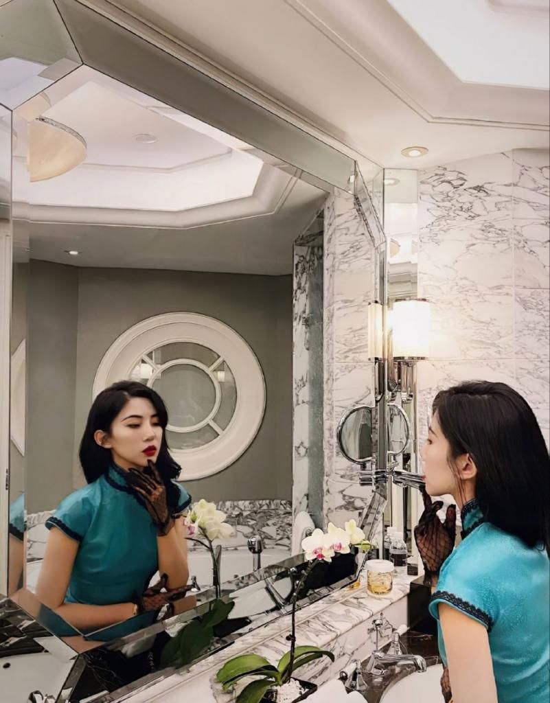 少妇の诱惑 The temptation of young women