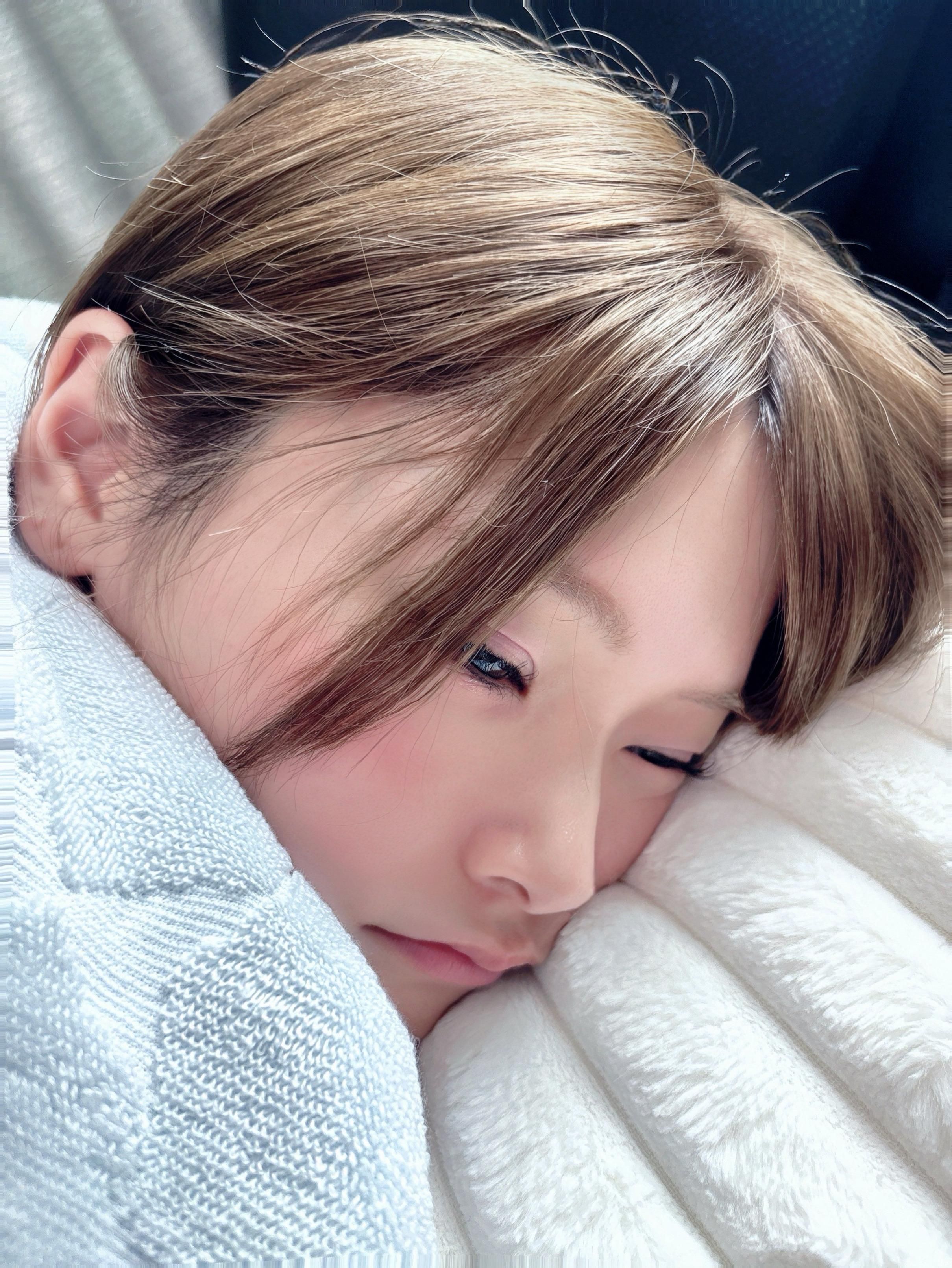 亚洲小美女之日本00后Vtuber，大量生活照，第一批 Asian littl