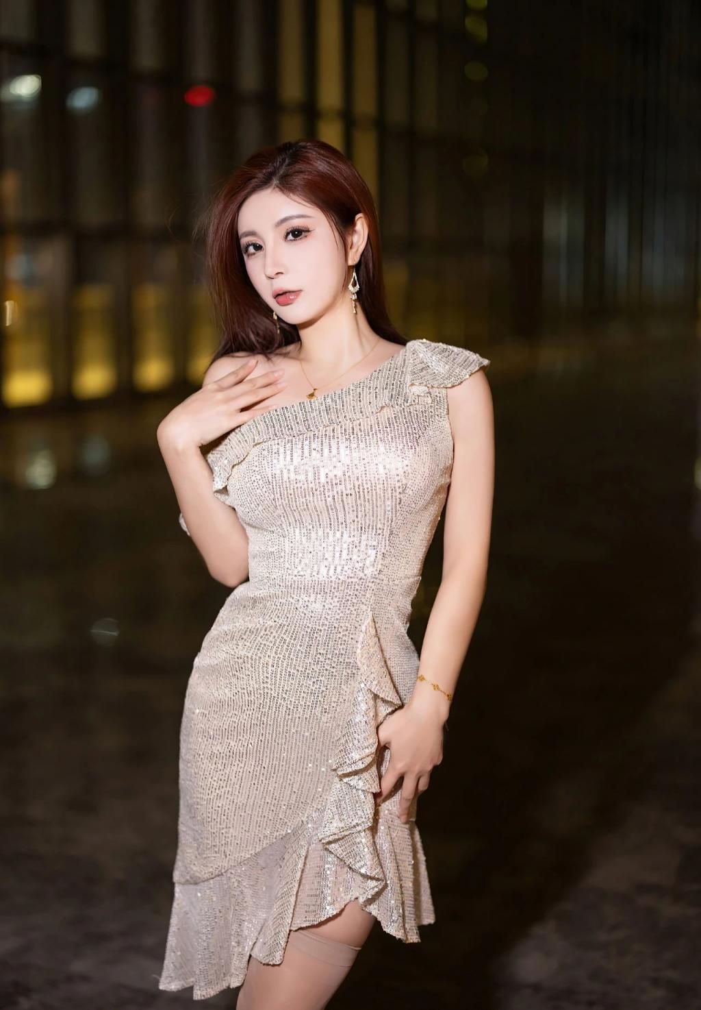 漂亮的小姐姐［35P］ Beautiful young lady［35P］