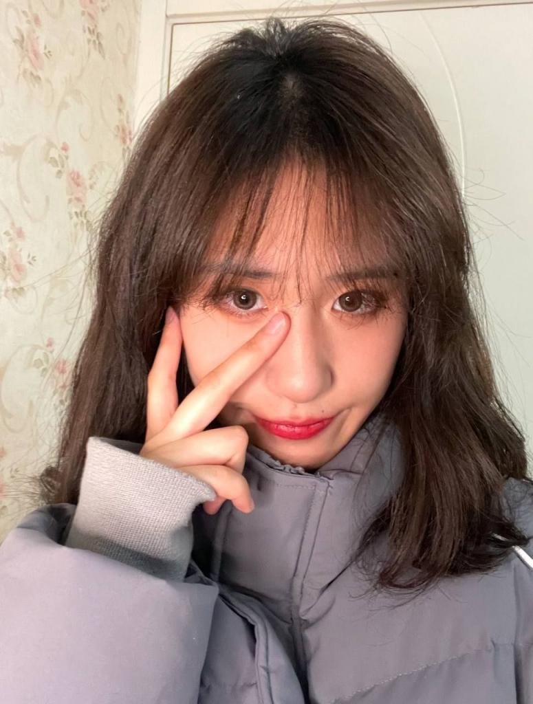 湖北师范大学彭恋雅人证合一，还得是女大幼师玩的花，还能用鸡鸡刷牙 Hubei N