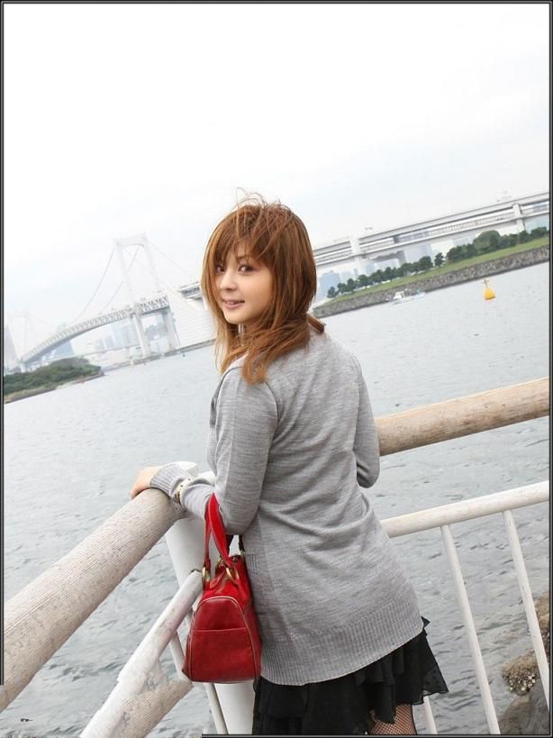 东京湾区码头温柔回眸 A gentle look back at the doc