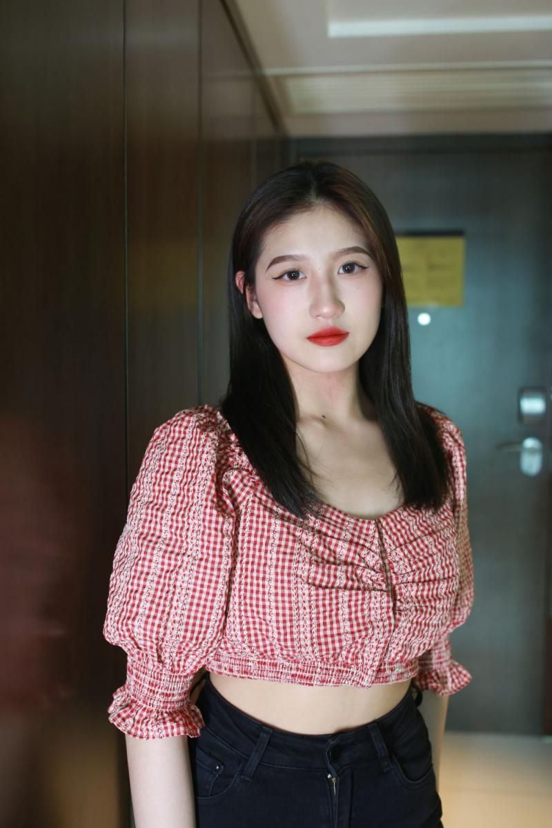 白白嫩嫩非常舒服 White, tender and very comfort