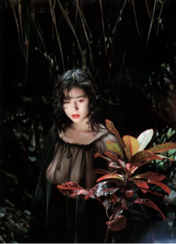 热帯性気候青山知可子.篠山纪信第4期 Re帯性気hou Qingshan Zh