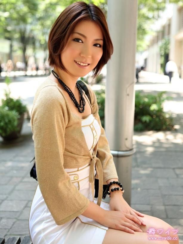 都市丽人前田优YuMeada和瀬奈凉的街拍特辑 Street shooting