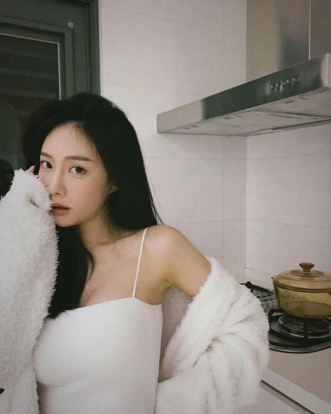 厨房的温柔陷阱 The gentle trap of the kitchen