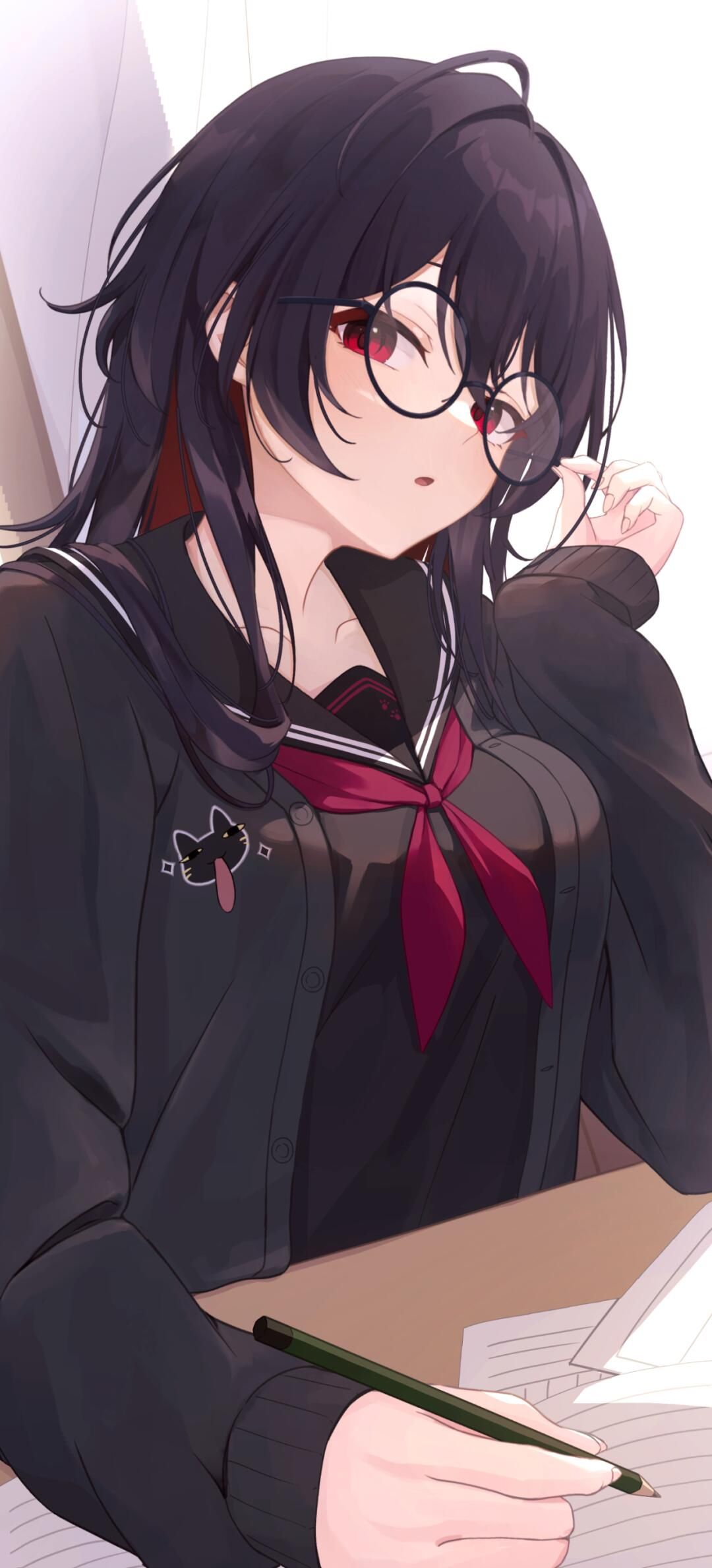 暗夜学园的秘密：黑发红眸少女的禁忌诱惑