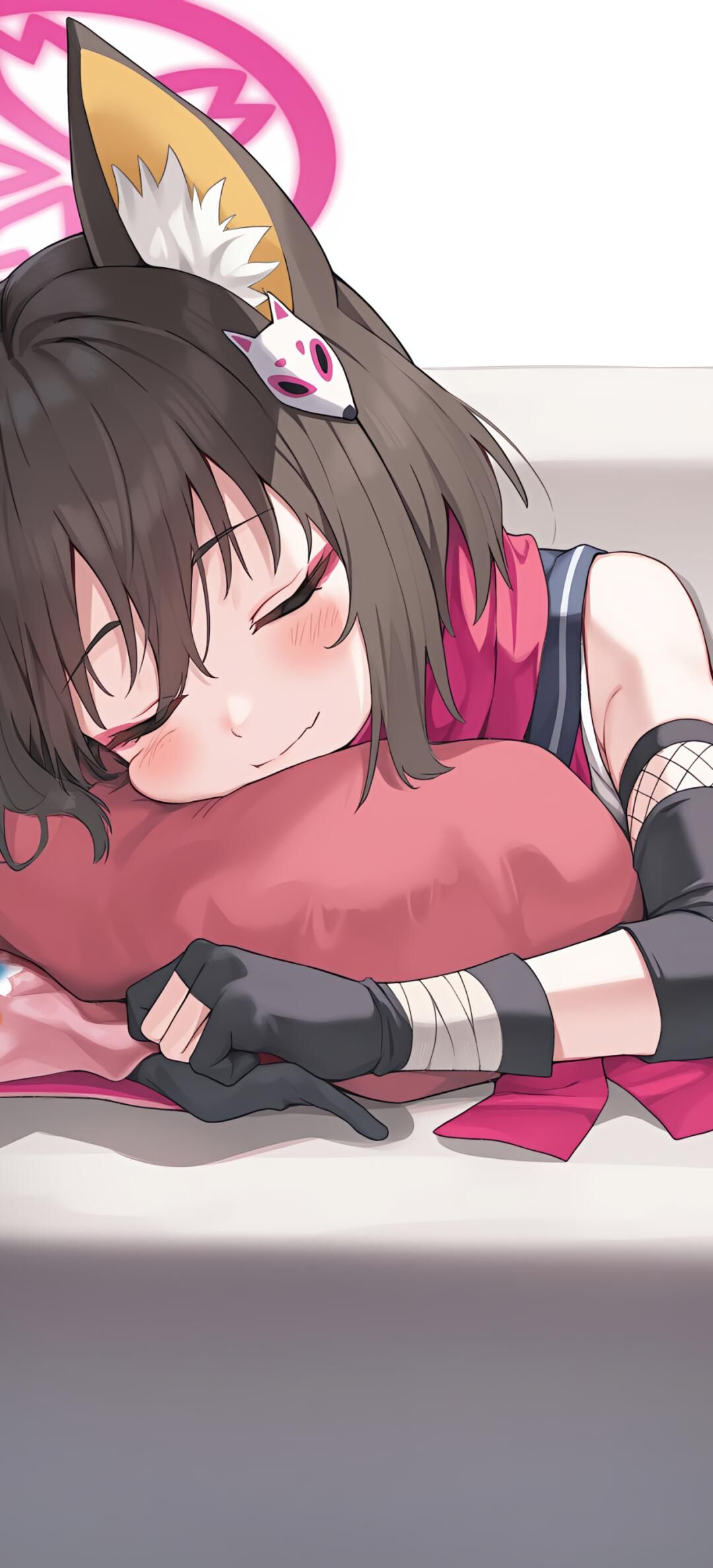 狐耳少女的午后梦境：粉嫩肌肤与柔软枕间的暧昧诱惑