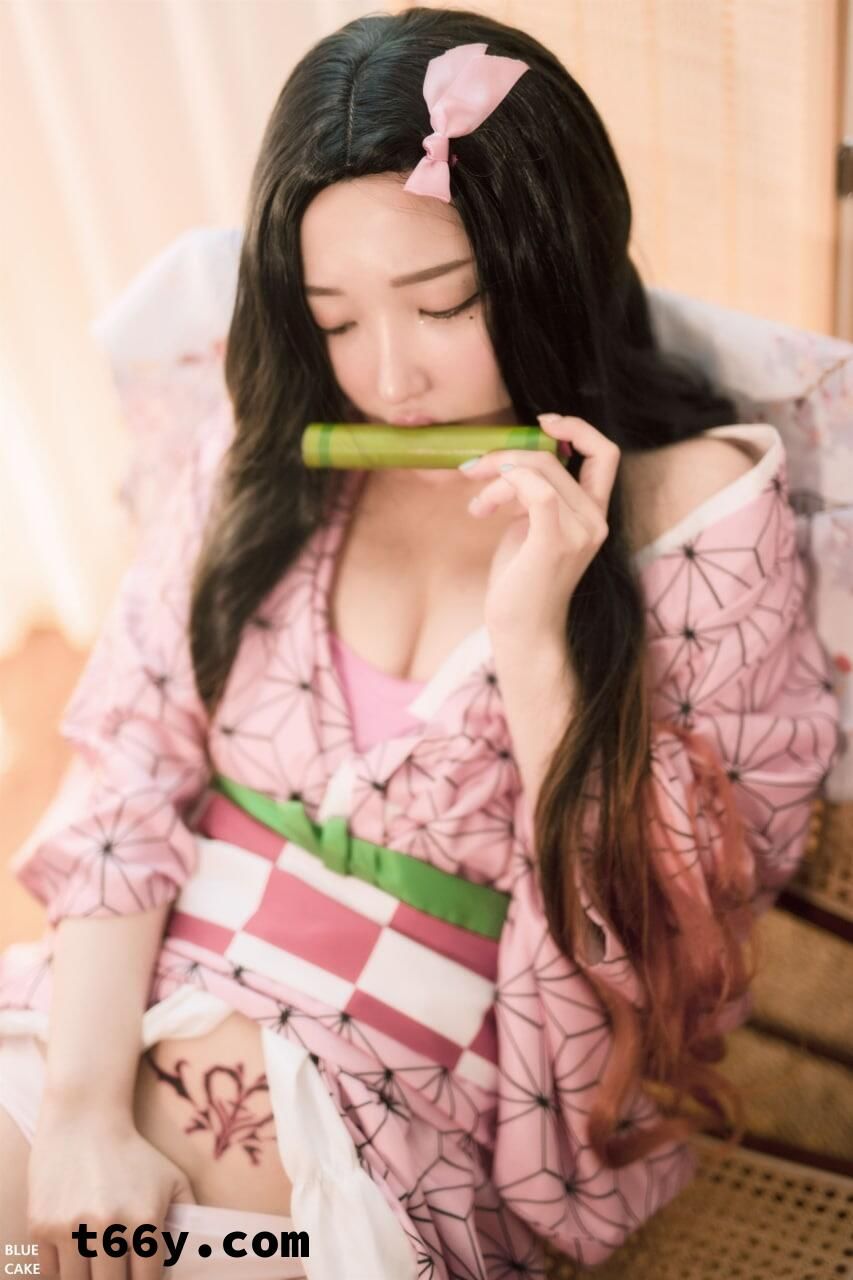 熟女的诱惑 The temptation of mature women