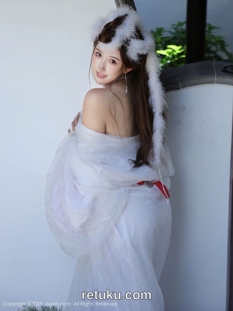 [XIUREN秀人网] 2025.10.09 VOL.10843 金允希Yuki